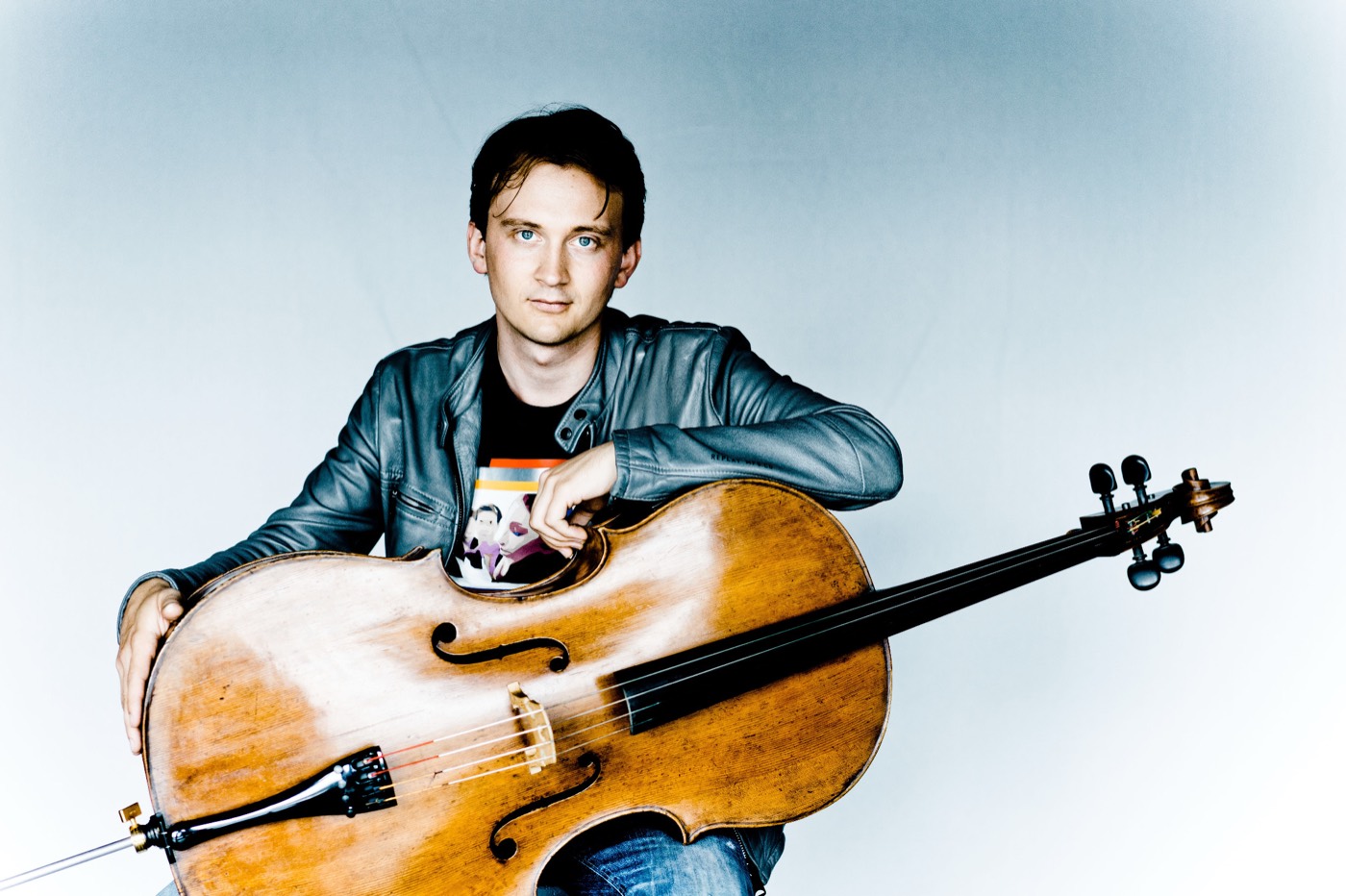 Benedict Kloeckner mit Cello